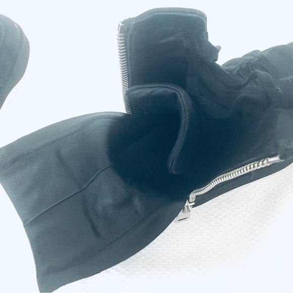 PRE-OWNED 100% AUTHENTIC GUCCI BLACK LEATHER WOMEN'S ANKLE BOOT SZ 5 LACE ZIPPER - Picture 3 of 11